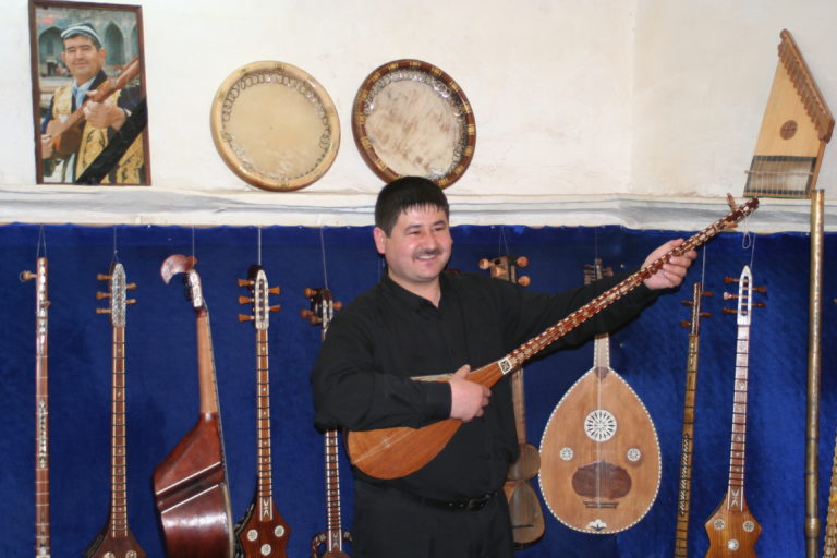 Instrumentenmacher Samarkand Begegnungsreise