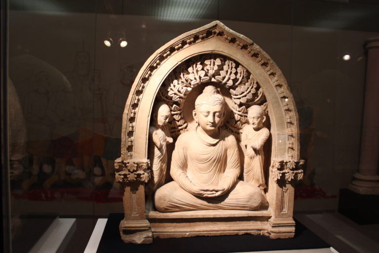 Buddha Historisches Museum Taschkent Studienreise