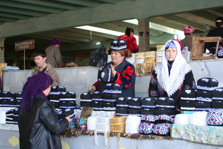 Tibeteika Basar Samarkand Usbekistan Rundreise