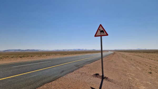 Saudi-Arabien Rundreise Mietwagen Selbstfahrer Straße