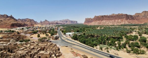 Al Ula Saudi-Arabien Mietwagen Rundreise Oase